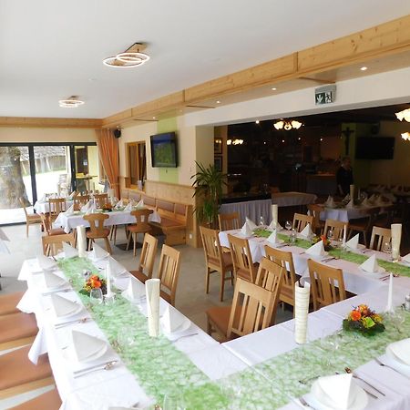 Gasthof Trattner Pension Waldhof Sankt Peter am Kammersberg Dış mekan fotoğraf