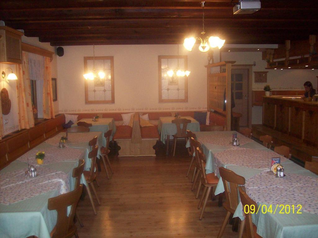 Gasthof Trattner Pension Waldhof Sankt Peter am Kammersberg Dış mekan fotoğraf